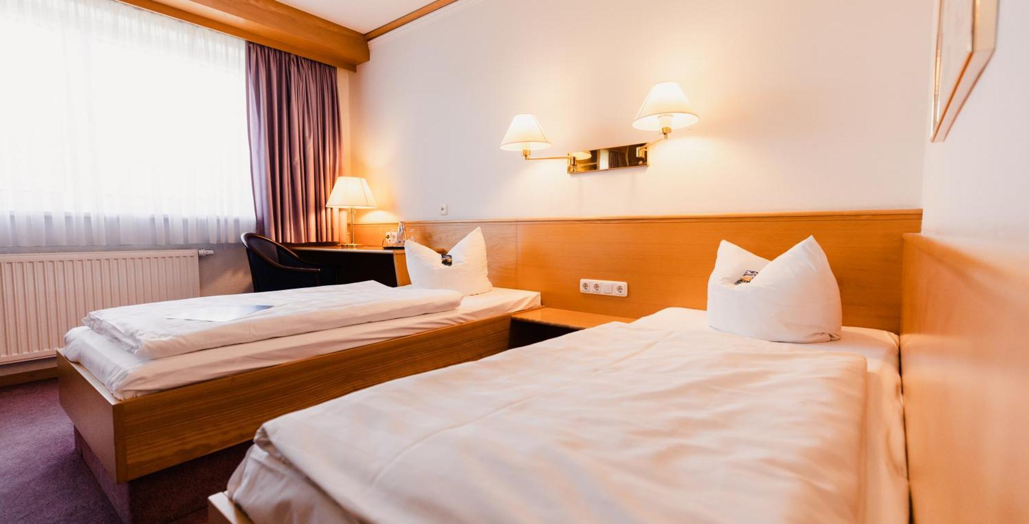 Hotel Bavaria Brehna Luaran gambar